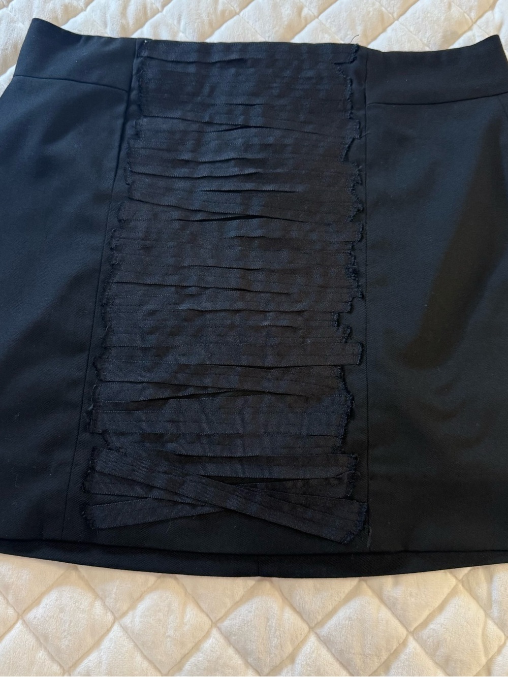 Gap Black Stretch Mini Skirt Size 0 Tiered Ribbon Layered Raw Edge Trim Textured